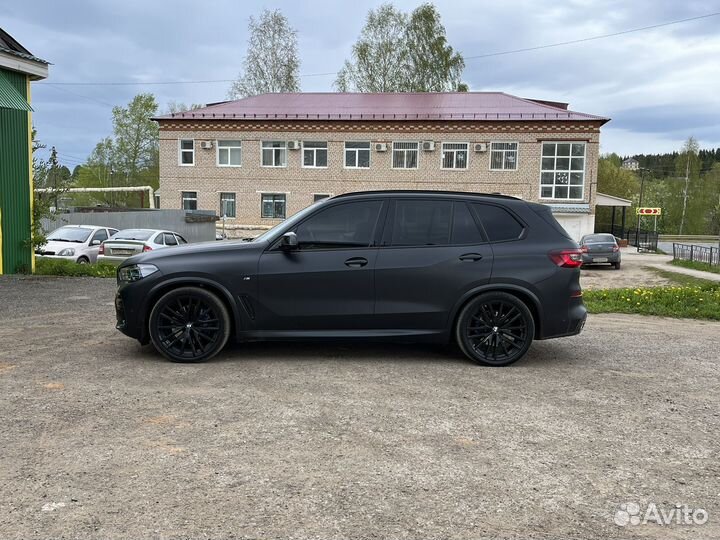 BMW X5 3.0 AT, 2023, 9 000 км