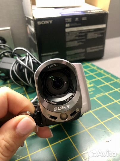Видеокамера sony
