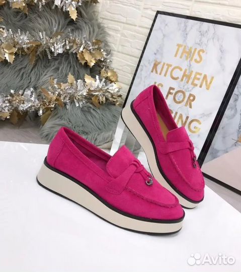 Лоферы женские новые