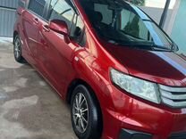 Honda Freed 1.5 CVT, 2010, 200 000 км, с пробегом, цена 1 370 000 руб.