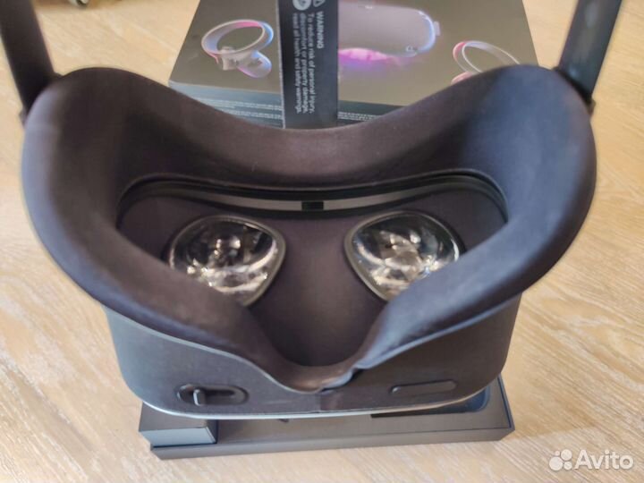 Шлем виртуальной реальности Oculus quest (1) 128