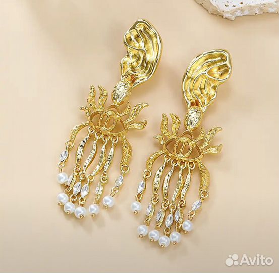 Сережки Скиапарелли