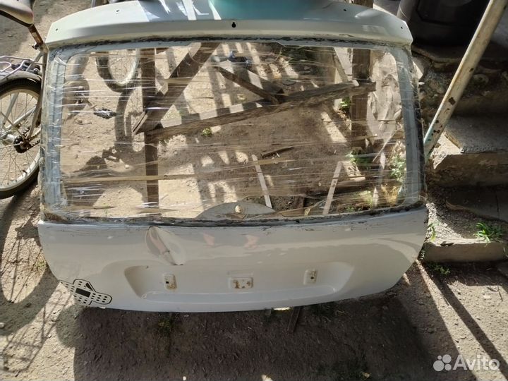 Крышка багажника лада калина хэтчбек под сполер