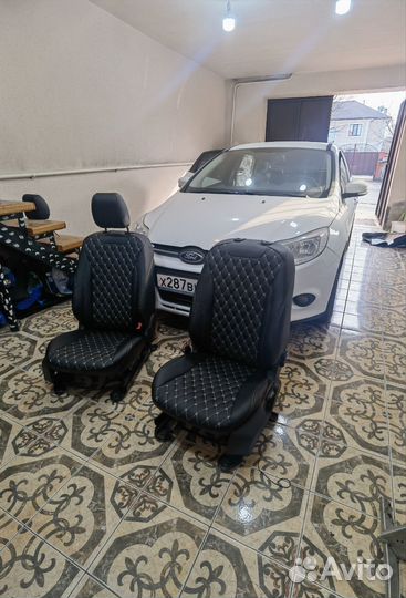 Чехлы ромбик Форд фокус