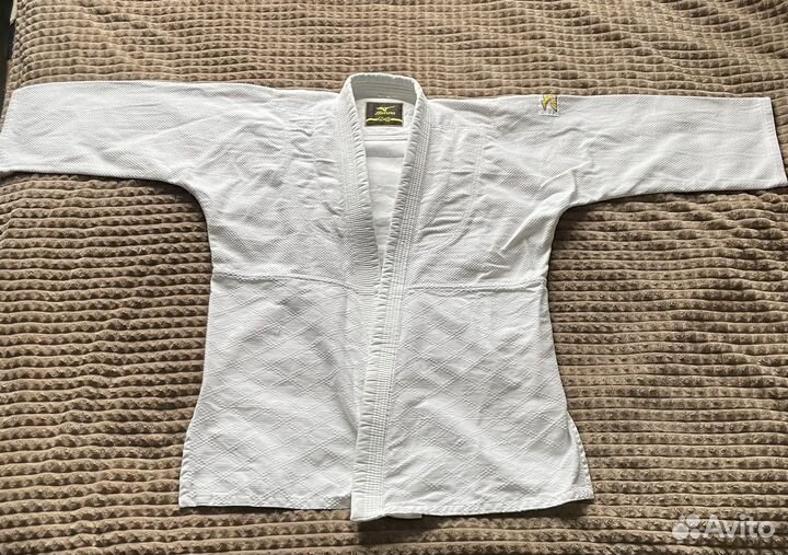 Кимоно для дзюдо Mizuno + пояс