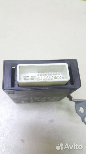 Реле света Toyota Matrix E130 1ZZ-FE 2004Г.в