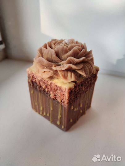 Свеча ручной работы