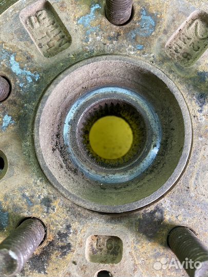 Кулак передний левый Mazda CX-7