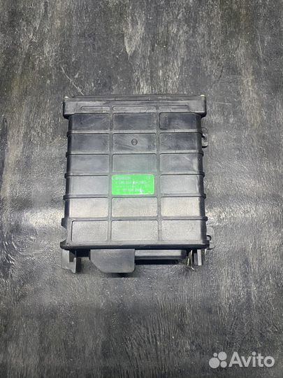 811906264 Блок управления двигателем Audi