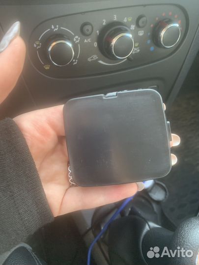 Заглушка буксировочного крюка renault logan 2