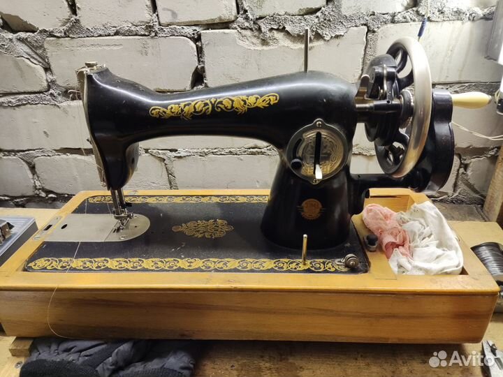 Швейная машинка