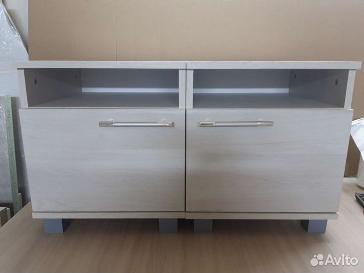 Тумба прикроватная