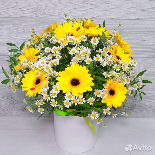 Букет с герберами ромашками