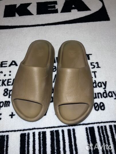 Yeezy slide ochre 9us