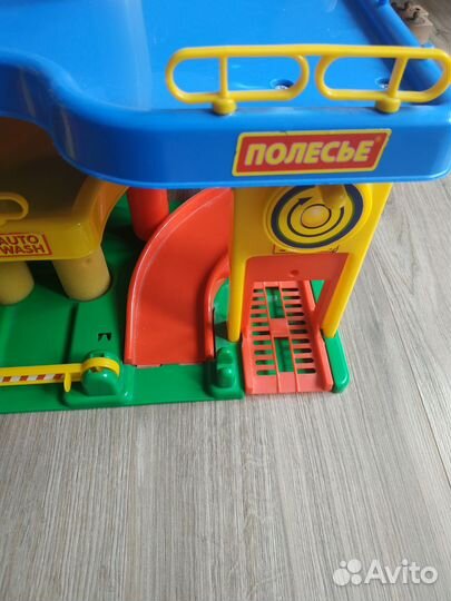 Игровая парковка гараж полесье