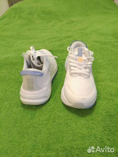 Кросовки Li-Ning Yueying 3 Pro 'White Purple' arht