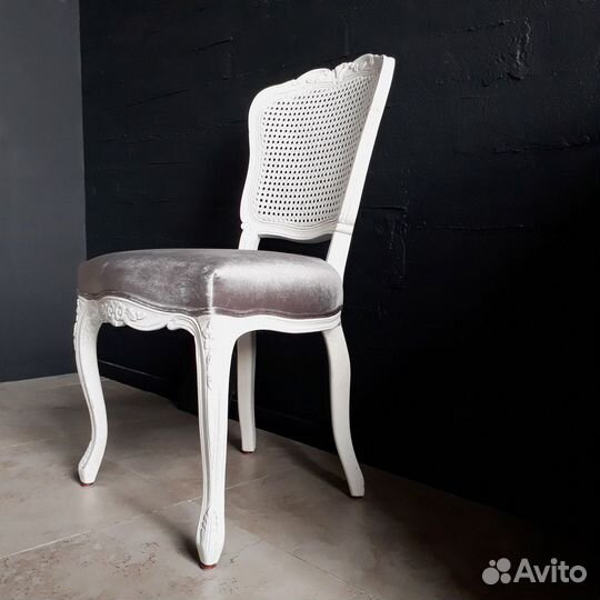 Стулья в гостиную, стулья обеденные, классические