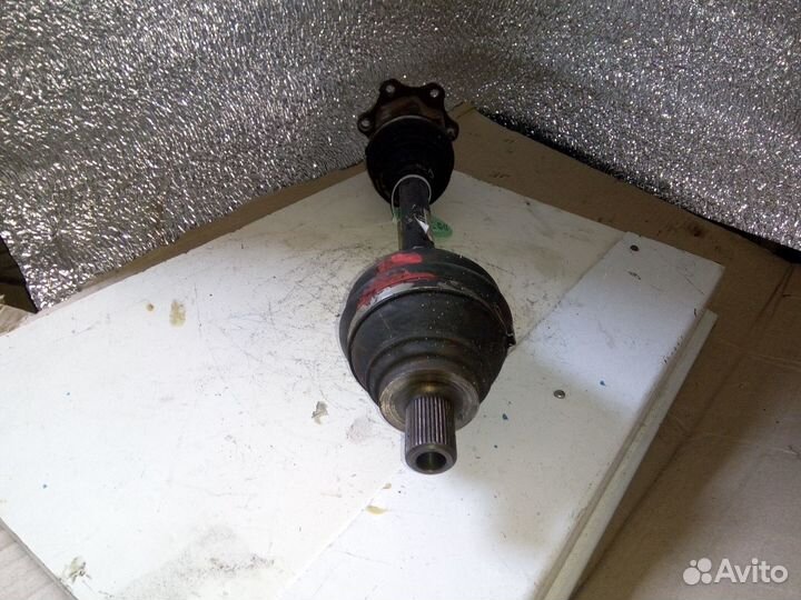 Полуось левая VW touran (2003-2010)