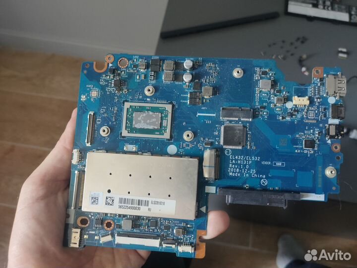 Ноутбук Lenovo ideapad S340-15API Разбор