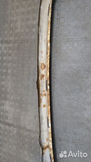 Ресничка под фару Mercedes Sprinter