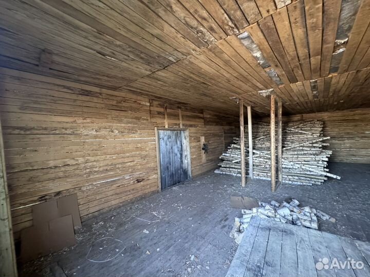 Земельный участок, здания 1014 м2 промназначения