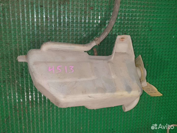 Бачок расширительный Крайслер Вояджер Додж Караван