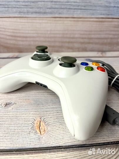 Джойстик Xbox 360