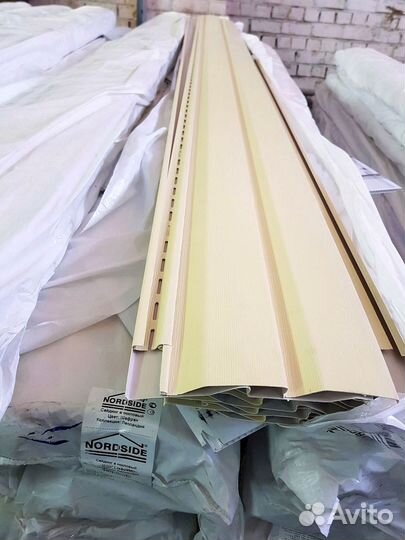 Виниловый сайдинг Nordside разных цветов