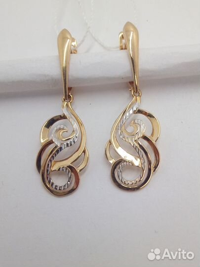 Золотые серьги