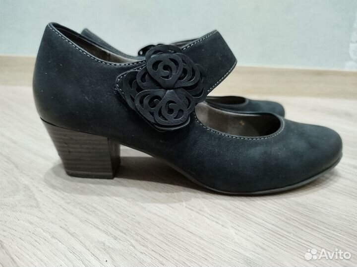 Продам туфли