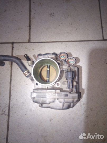 Дроссельная заслонка Nissan Bluebird QU14 QG18DD