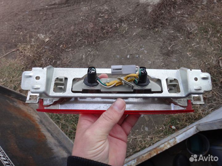 Тойота Порте фонарь задний Центральный Toyota