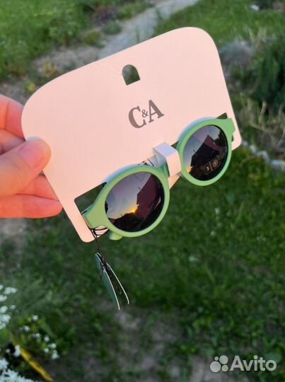 Детские солнцезащитные очки C&A