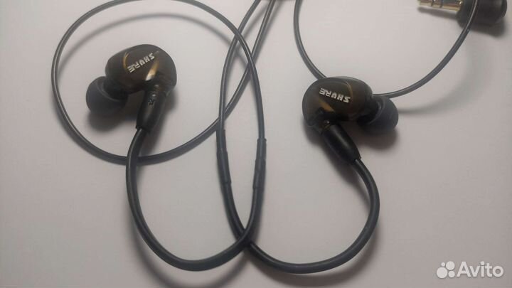 Наушники Shure SE535