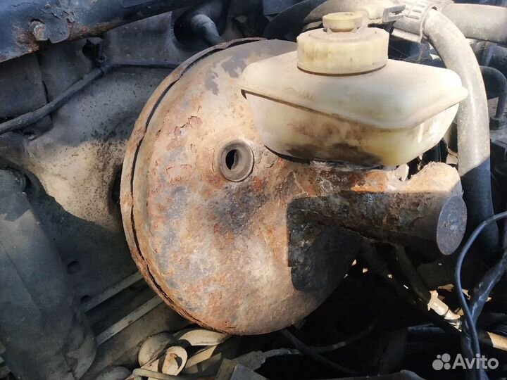 Вакуумный усилитель тормозов Сааб 900