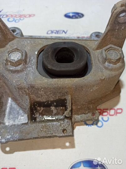 Подушка АКПП Nissan Juke 1.6 2012