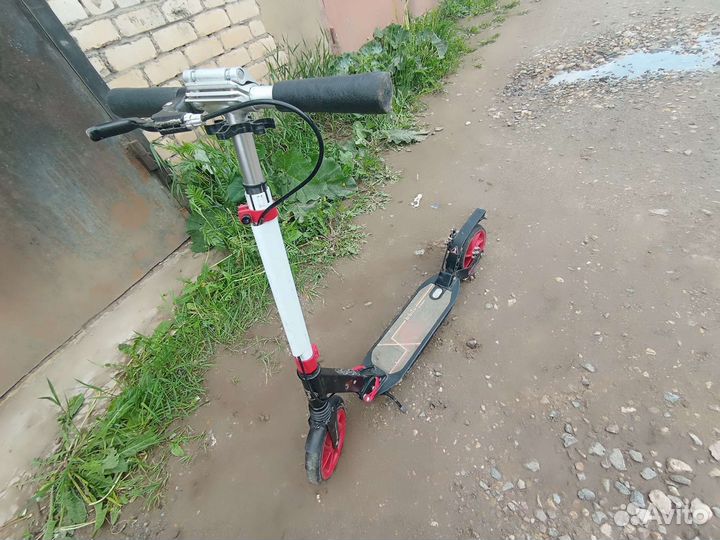 Самокат взрослый с большими колесами