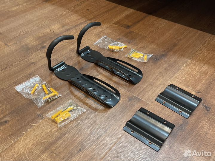 Кронштейн настенный для велосипеда