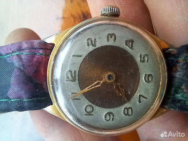 Наручные часы