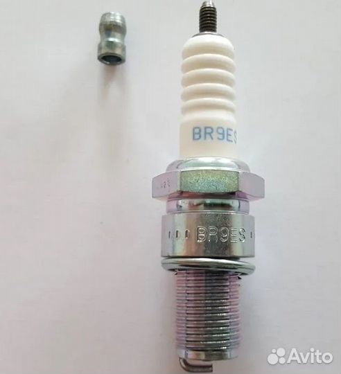 219703120 Свеча Зажигания NGK 5722 BR9ES Для Ski D