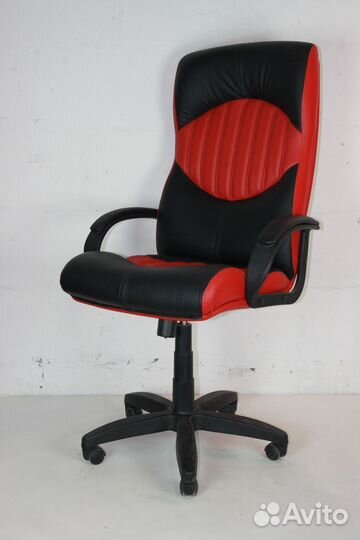 Компьютерное кресло