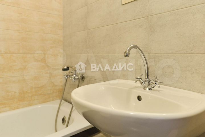 2-к. квартира, 61,4 м², 2/19 эт.