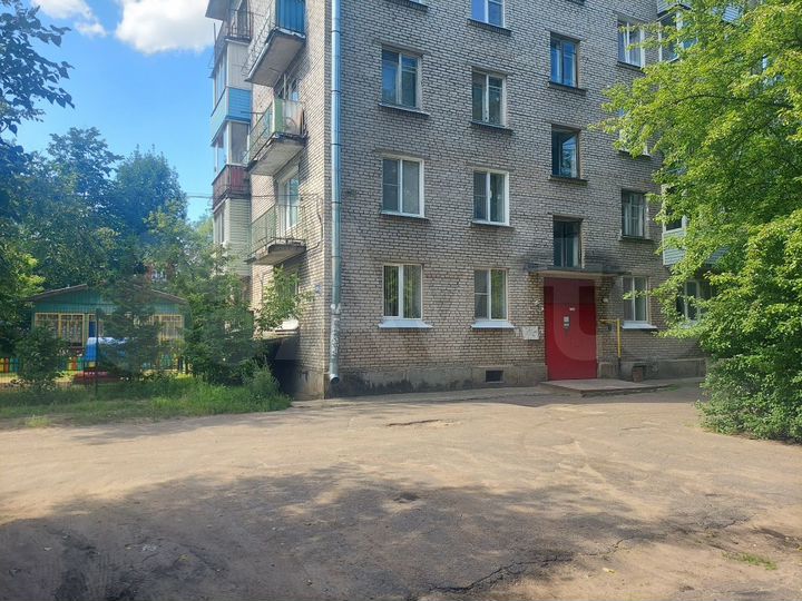 2-к. квартира, 44 м², 2/5 эт.