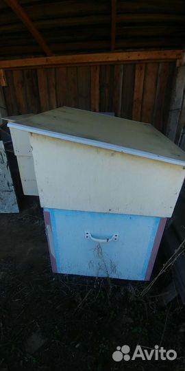 Пчеловодный инвентарь