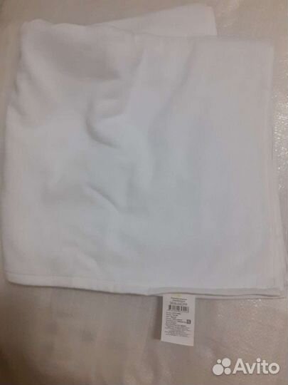 Полотенце 70 на 140 белый цвет в ураковке