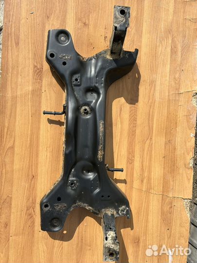 Подрамник volkswagen polo