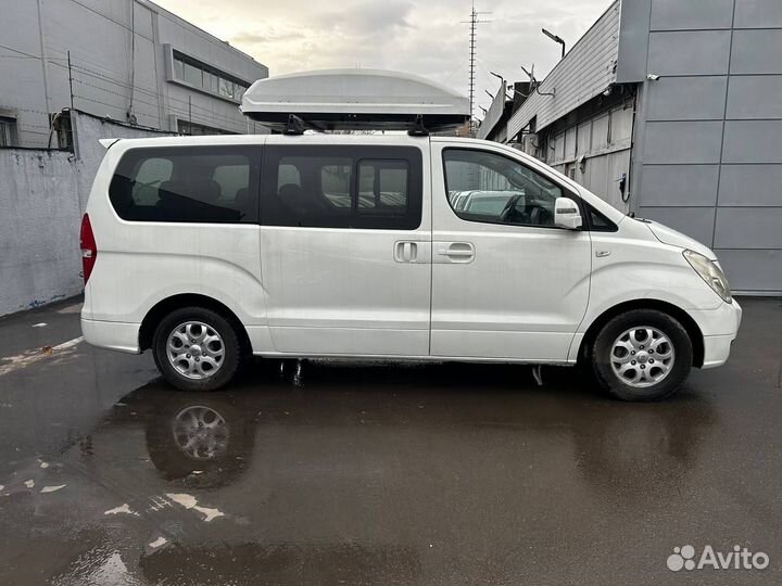 Hyundai Grand Starex 2.5 AT, 2011, 146 300 км