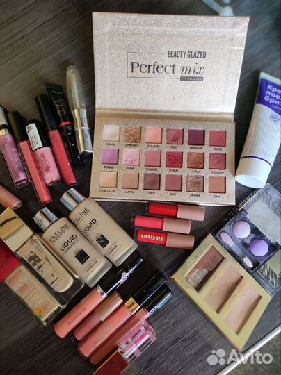 Набор косметики пакетом бу