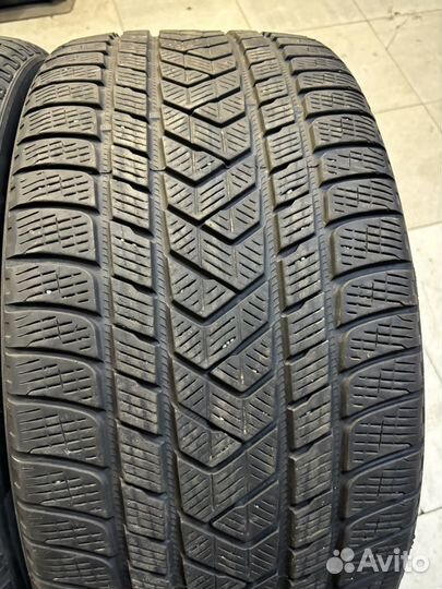 Pirelli Scorpion Winter 275/35 R22 и 315/30 R22