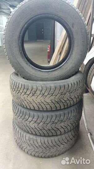 Nokian Tyres Hakkapeliitta 8 SUV 215/65 R16